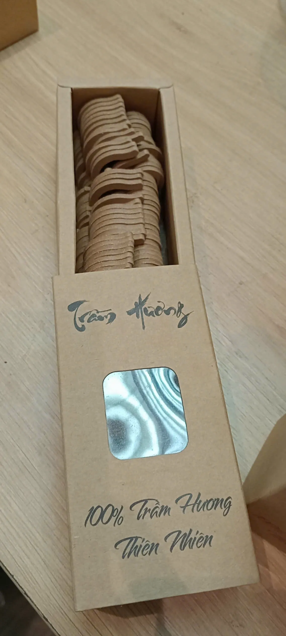 Cloud Agarwood Incense – 100% Natural Vietnamese Oud (Premium Grade)